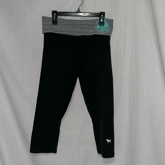 black gray & blue Victoria's Secret PINK yoga capris size small - Picture 1 of 4